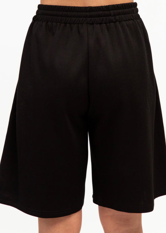 Rylie Shorts - Black White Stripe