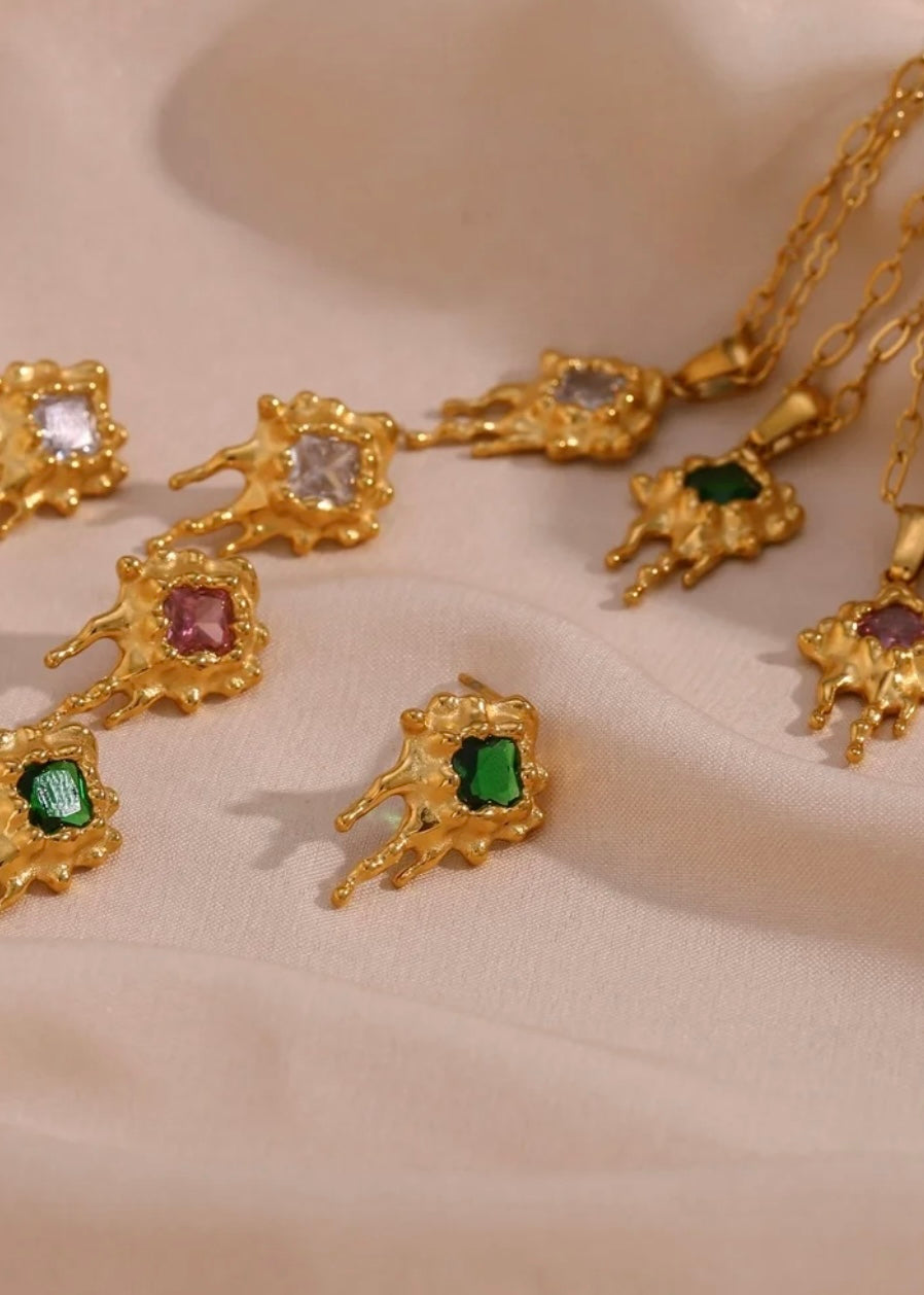 Drip Gold Earring Green