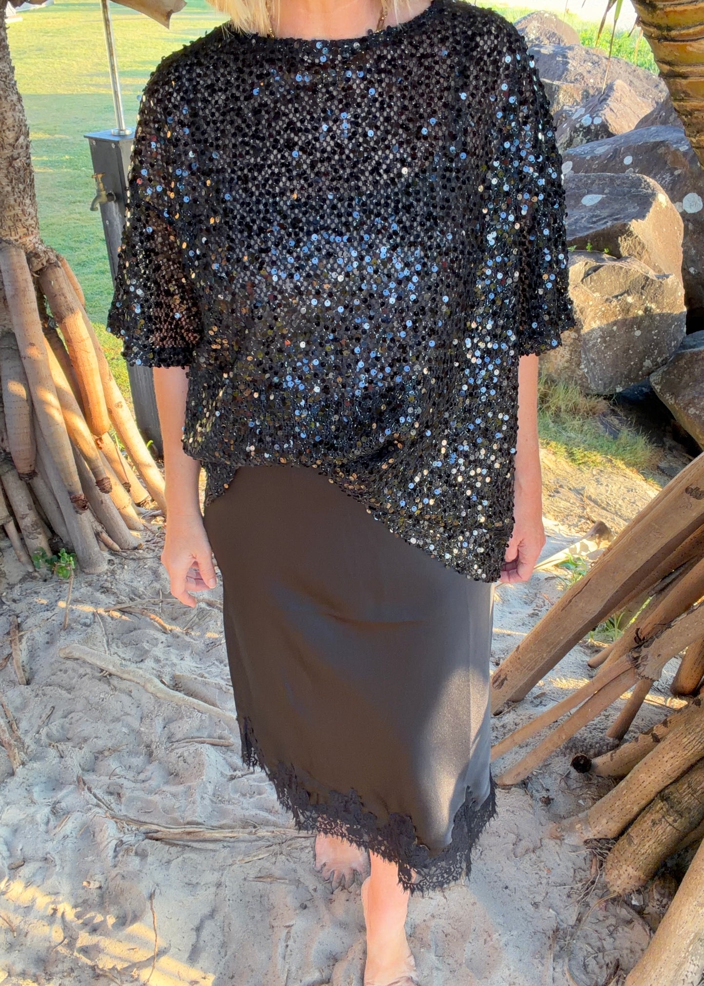 Anika Midi Skirt | Black