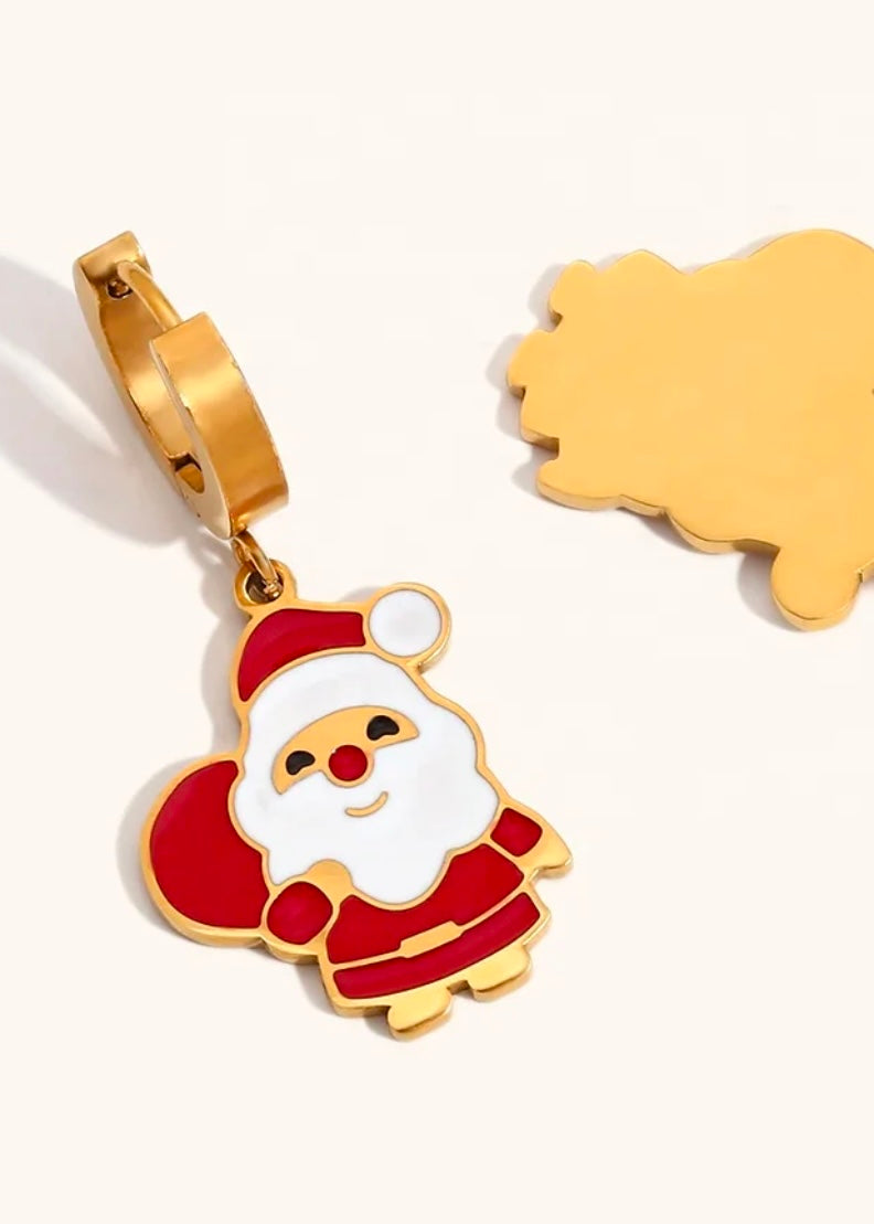 Mr Claus Gold Earring