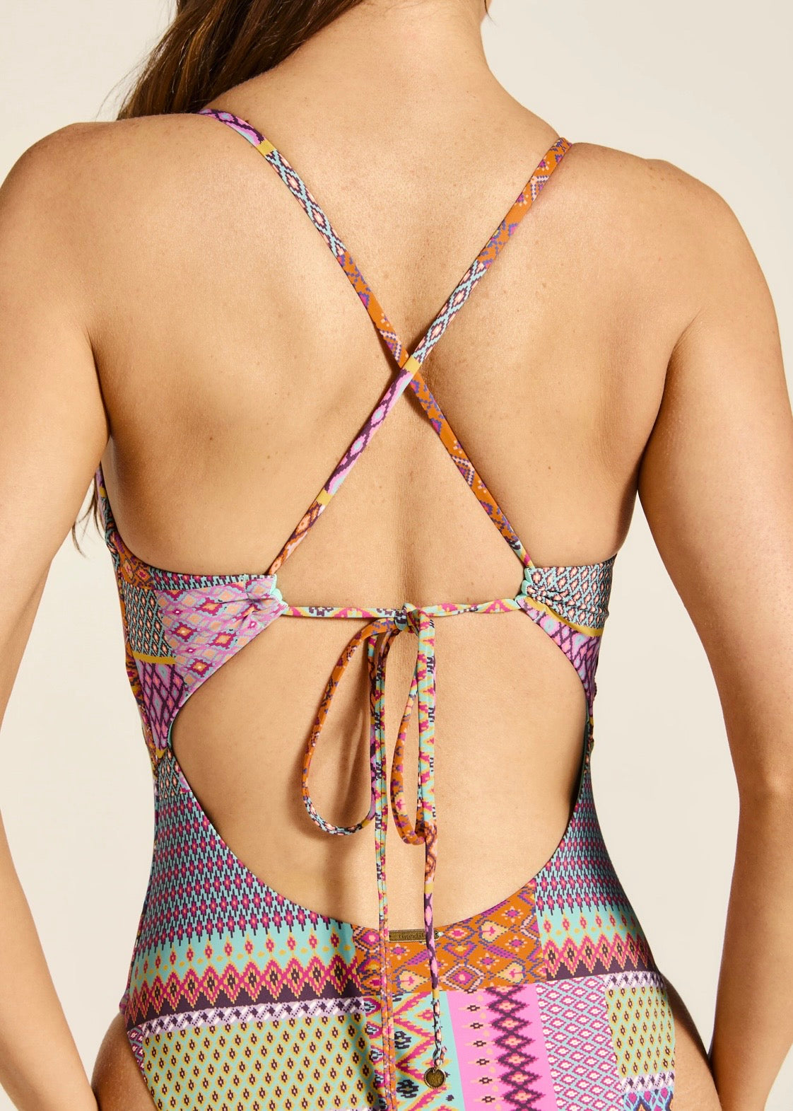 Hot Elle One Piece | Utopia Patch