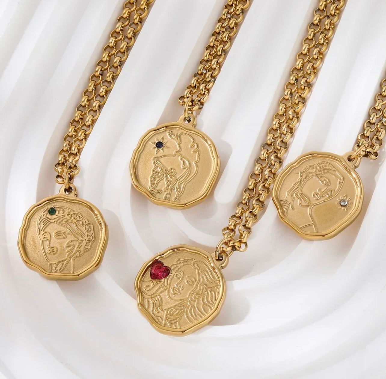 Aphrodite Pendant Necklace