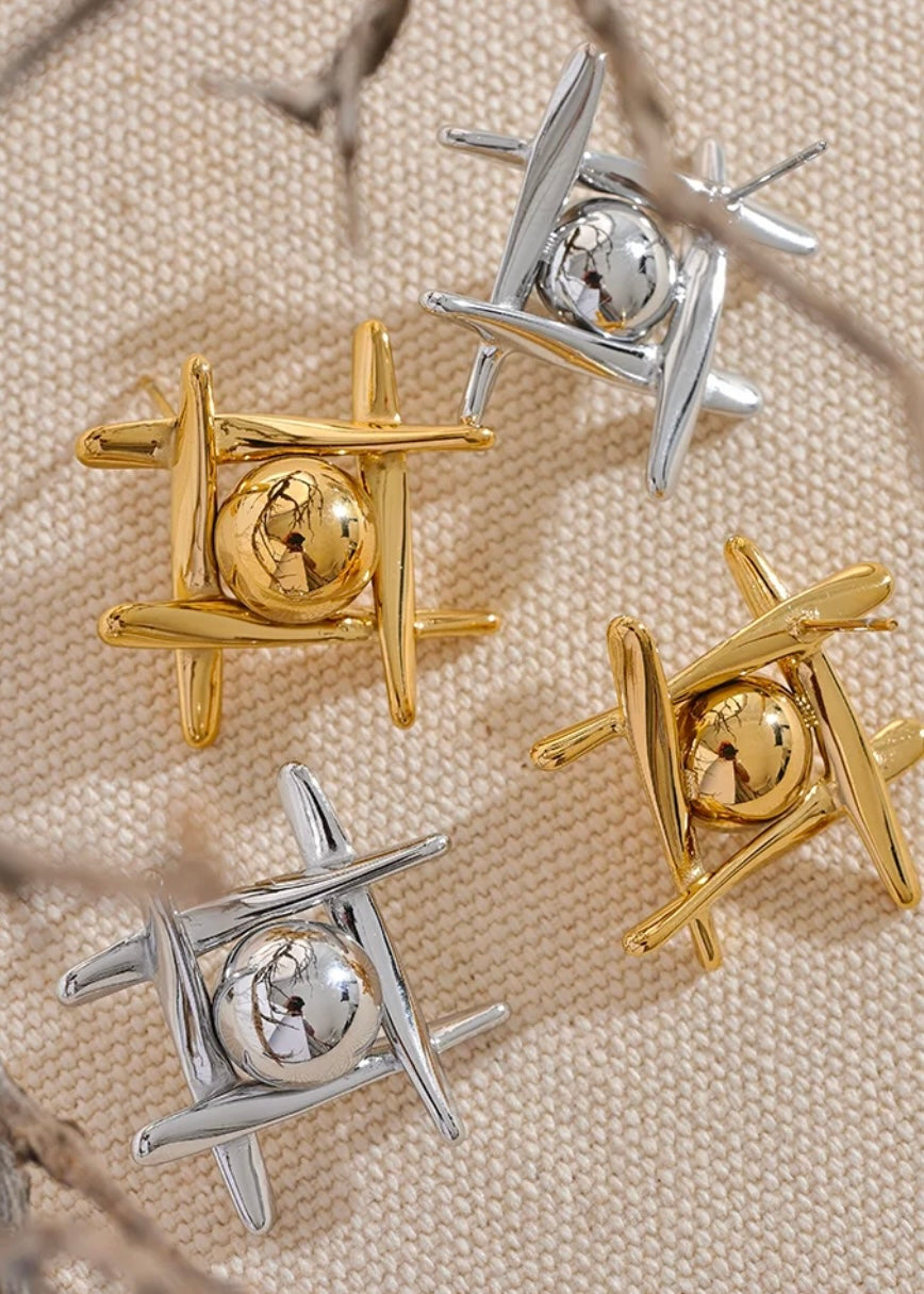 Contessa Gold Earring