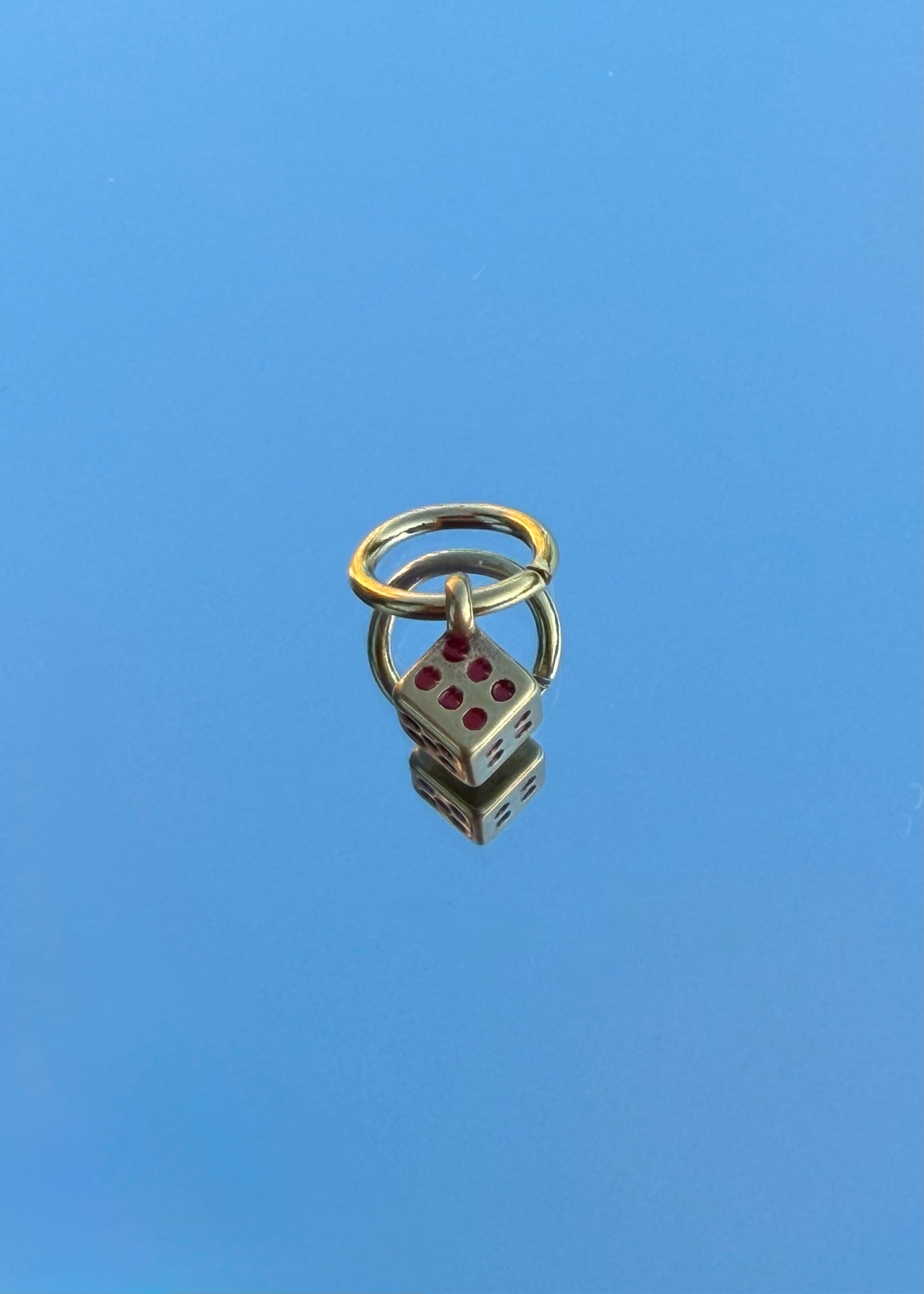 Dice Red Charm | Gold