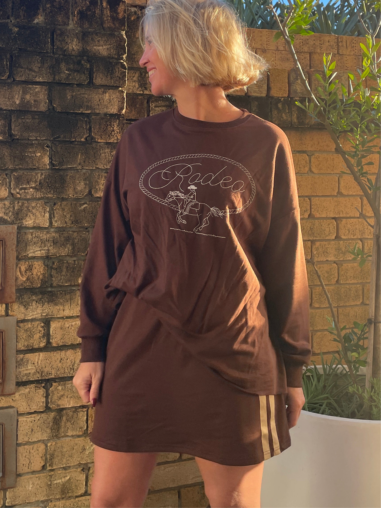Rodeo LS Tee | Chocolate