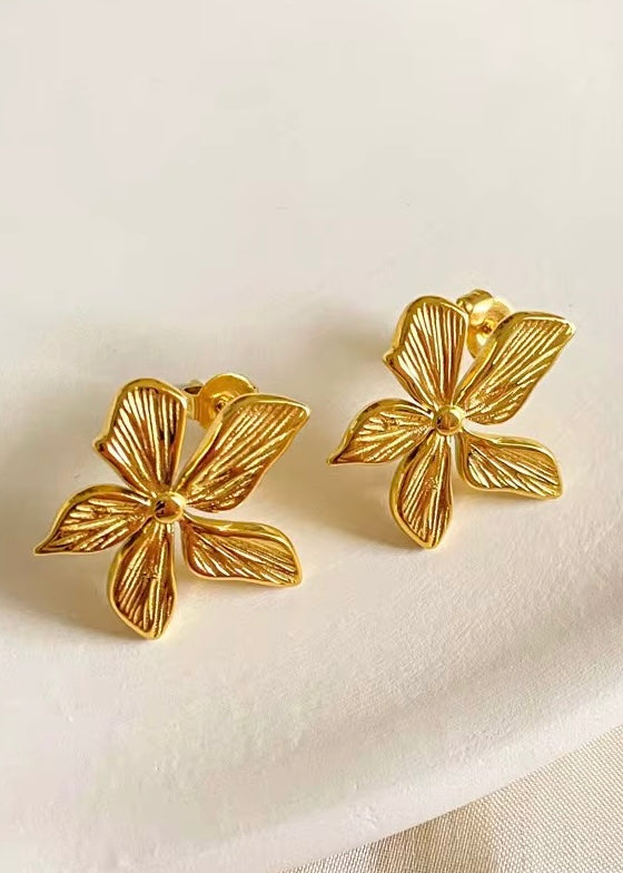 70s Flower Earring Gold