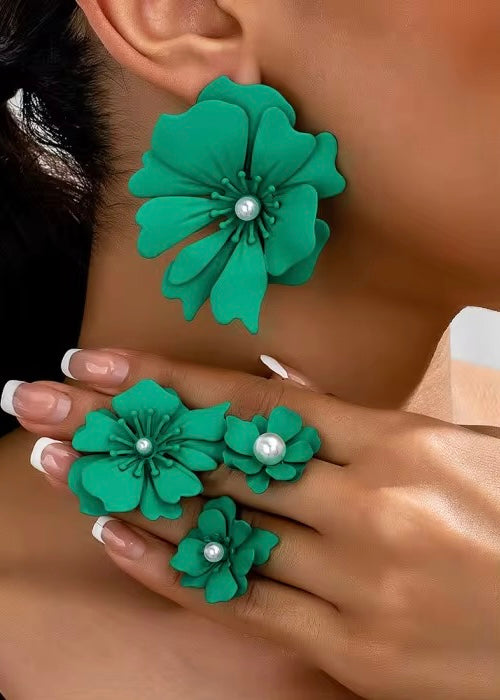 Tahiti Earring | Electric Green