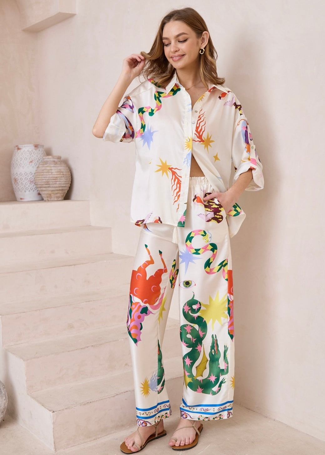 White Print Roll up sleeve