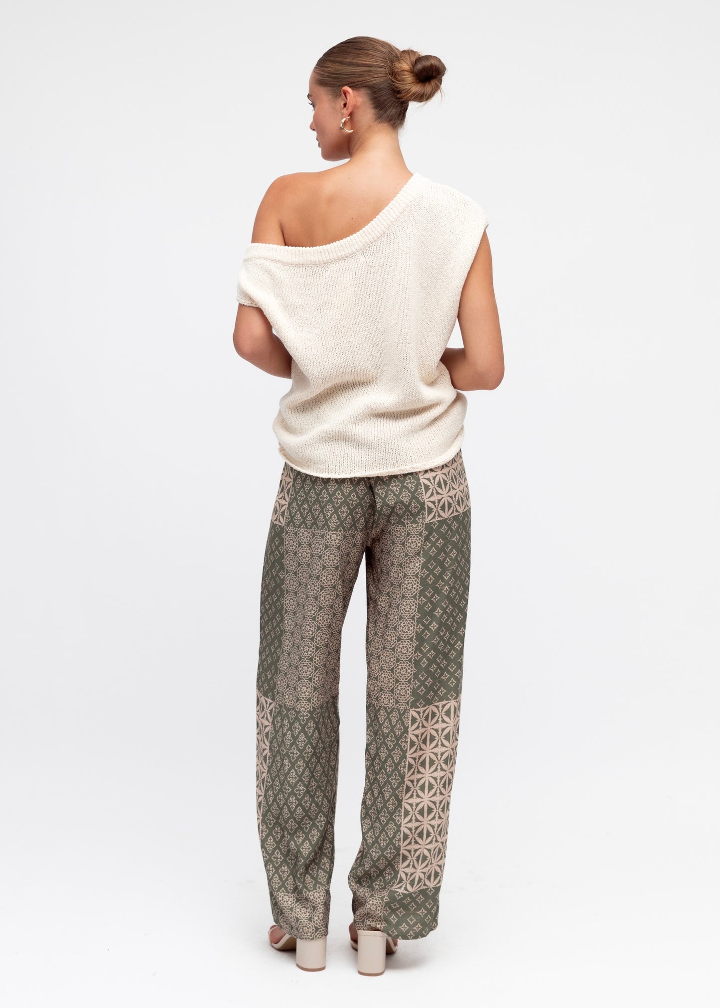 Off Shoulder Knit | Off White