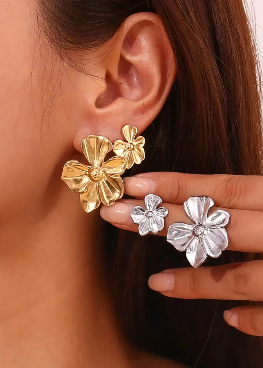 Sorrento Large Silver Earring