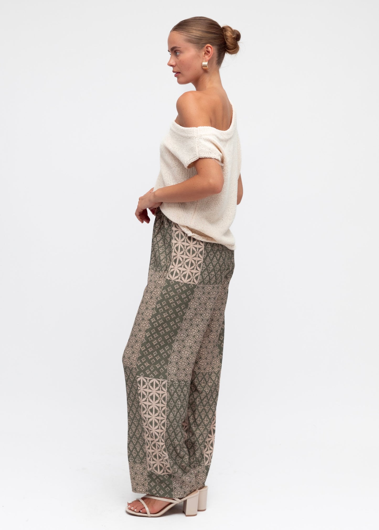 Off Shoulder Knit | Off White