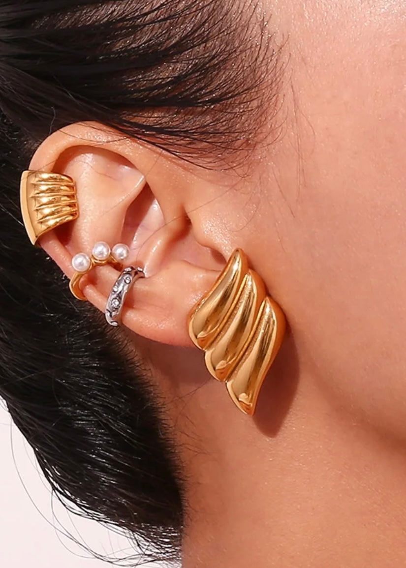 Capri Gold Earring