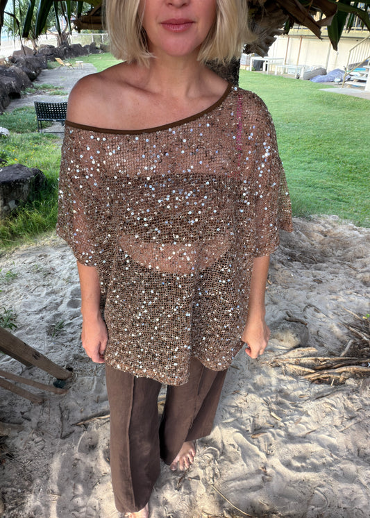 Off Shoulder Tassle Sequin Tee | Mocha
