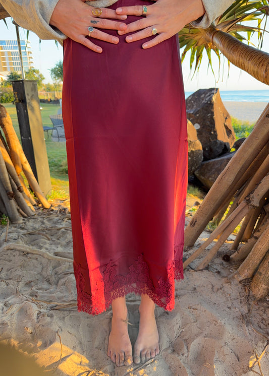Anika Midi Skirt | Wine