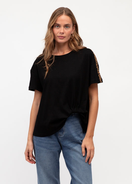 Leopard Trim Tuck Tee | Black