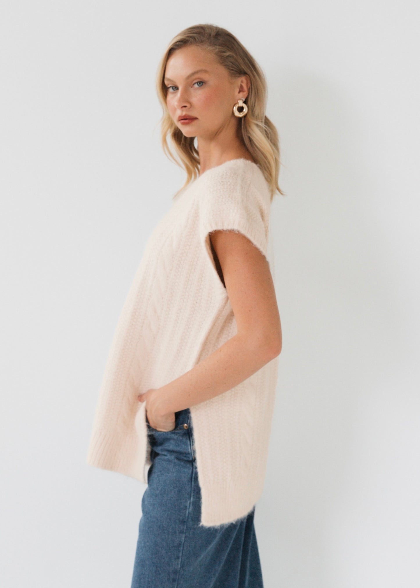 Fluffy Cable Knit Vest | Cream
