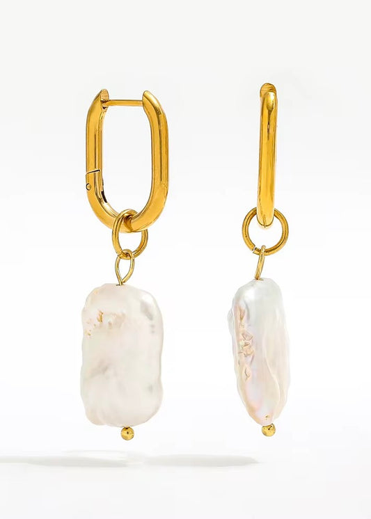 Vintage Pearl Gold Earring
