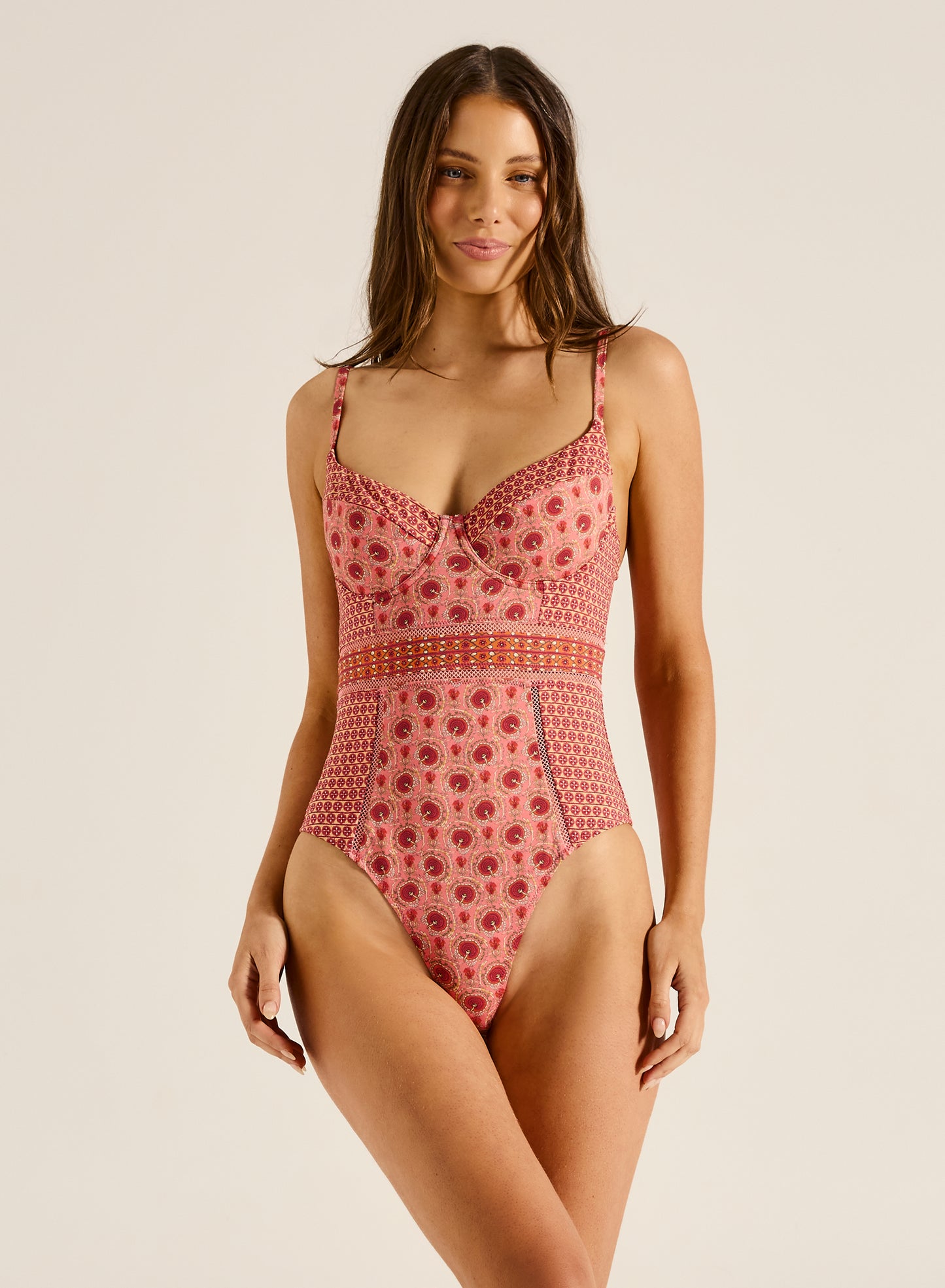 Rosselini One piece| Candy