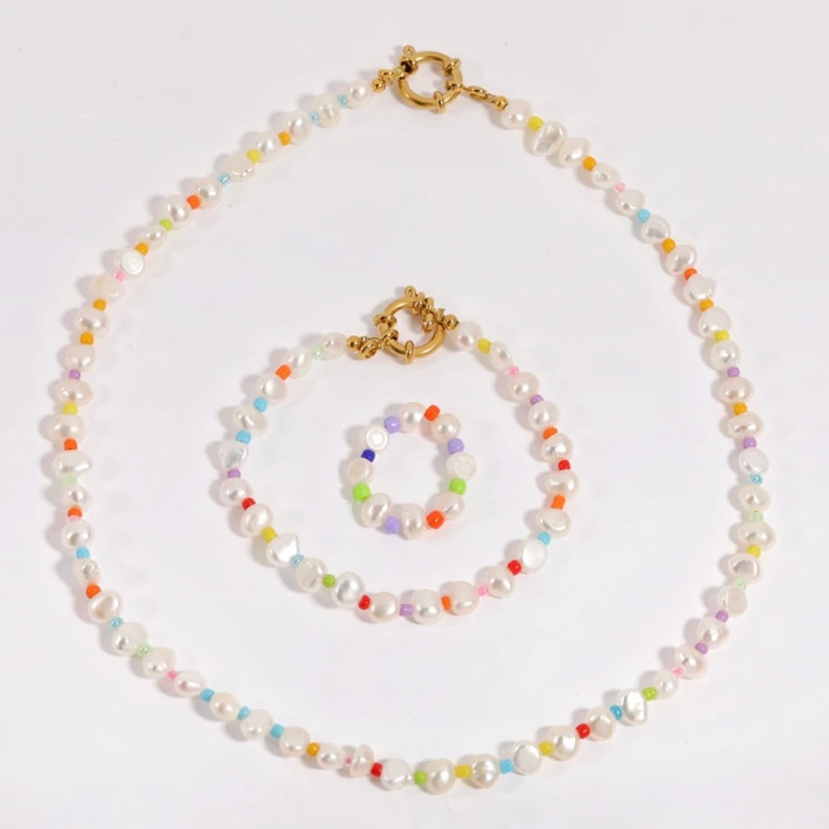 Euro summer freshwater pearl and bead bracelet