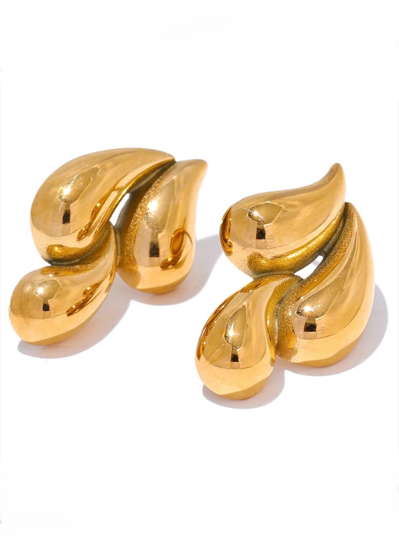 Droplet Gold Earring