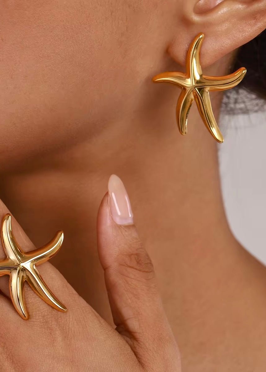 Gold Starfish Earring