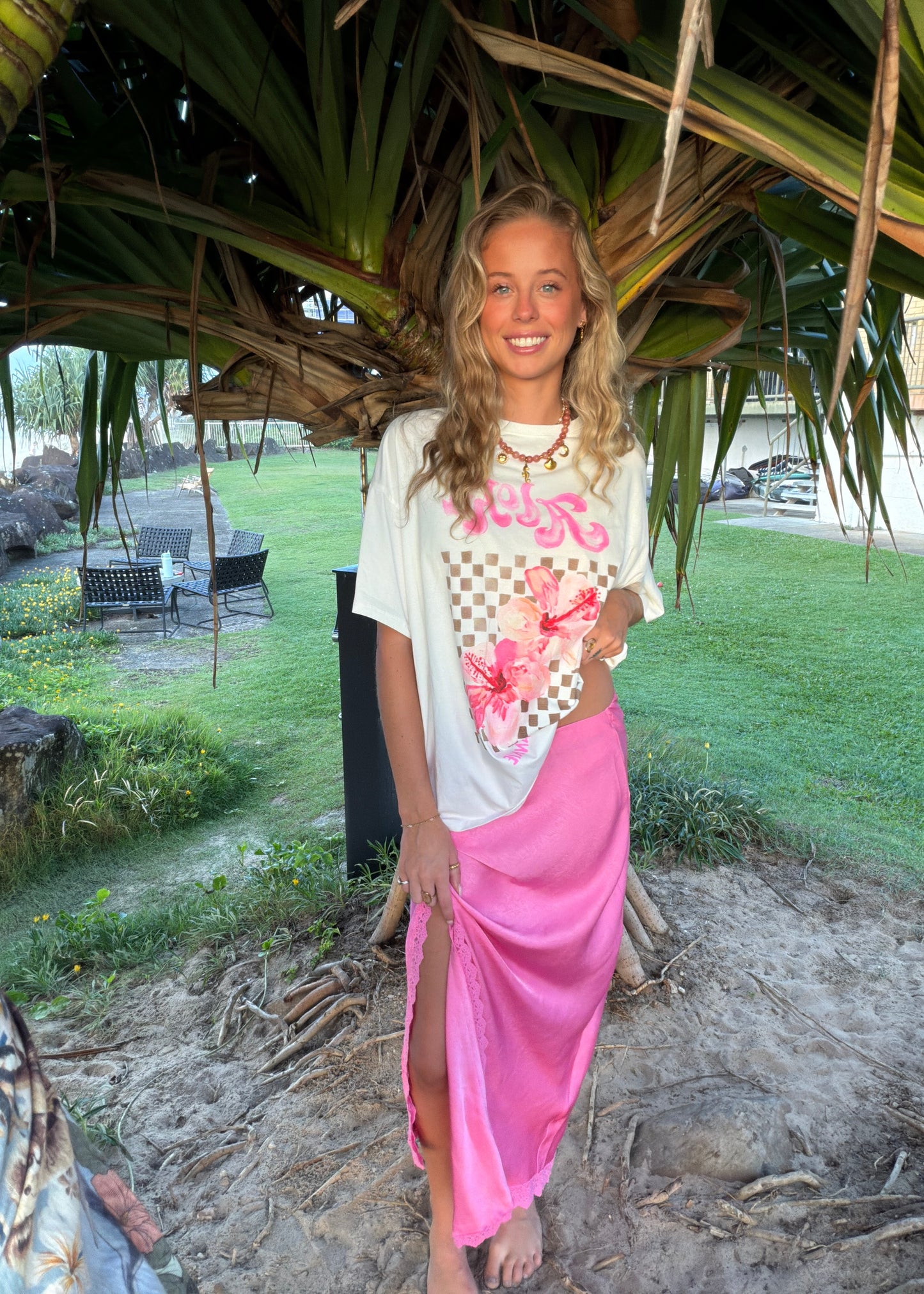 Aloha T-shirt | White/Pink