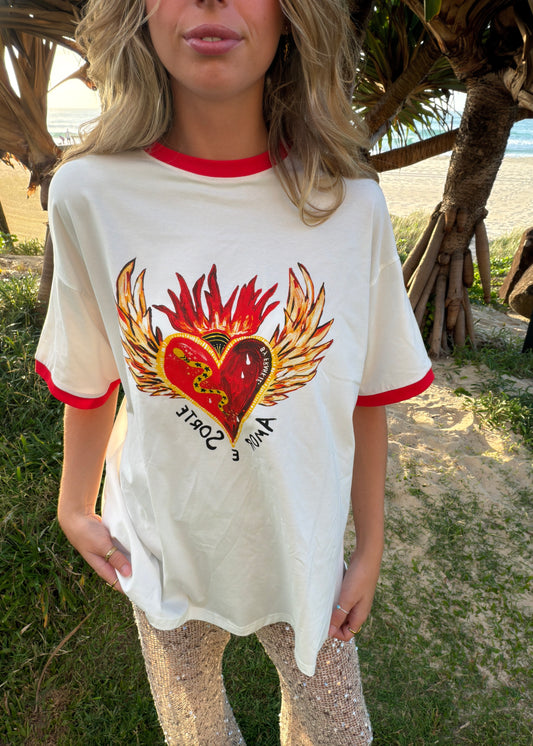 Amor E Sorte Tee | White