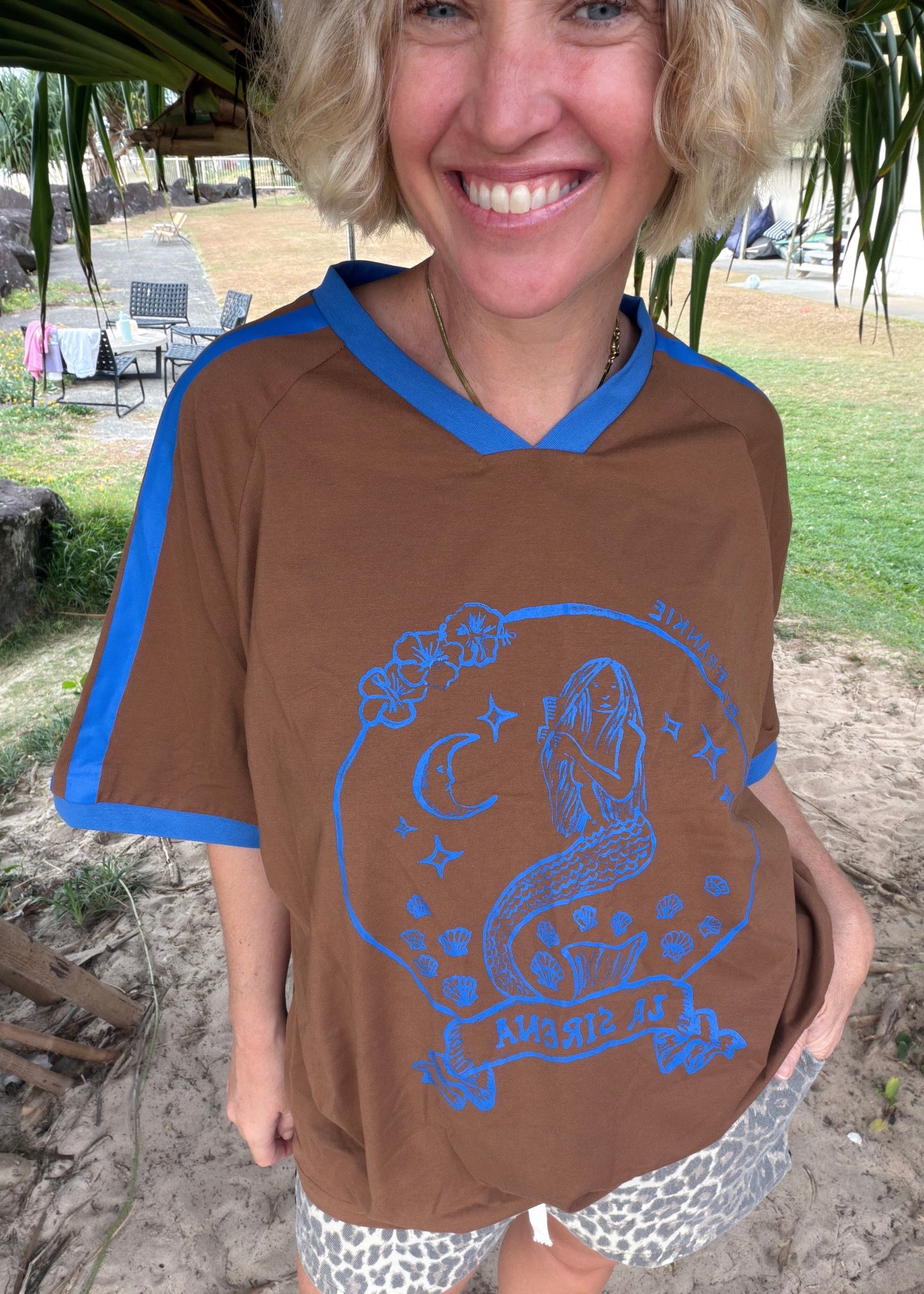 La Sirena T-shirt | Choc