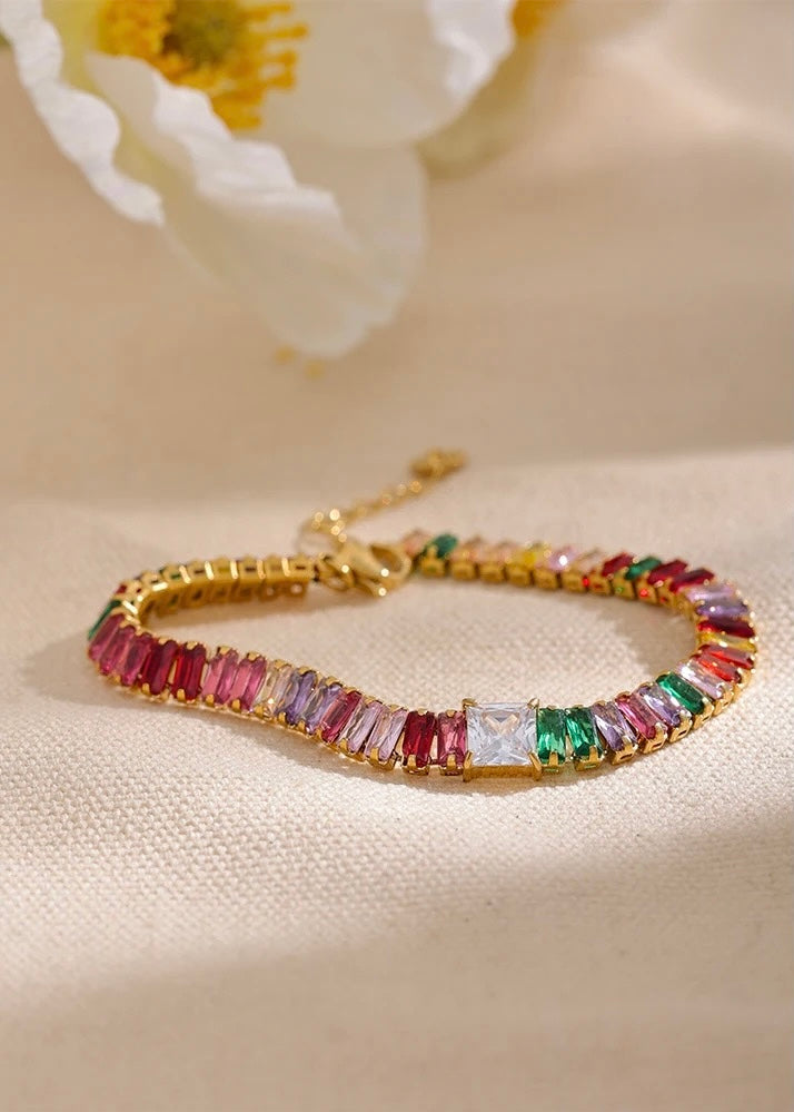 Entangle Gold Bracelet Multi