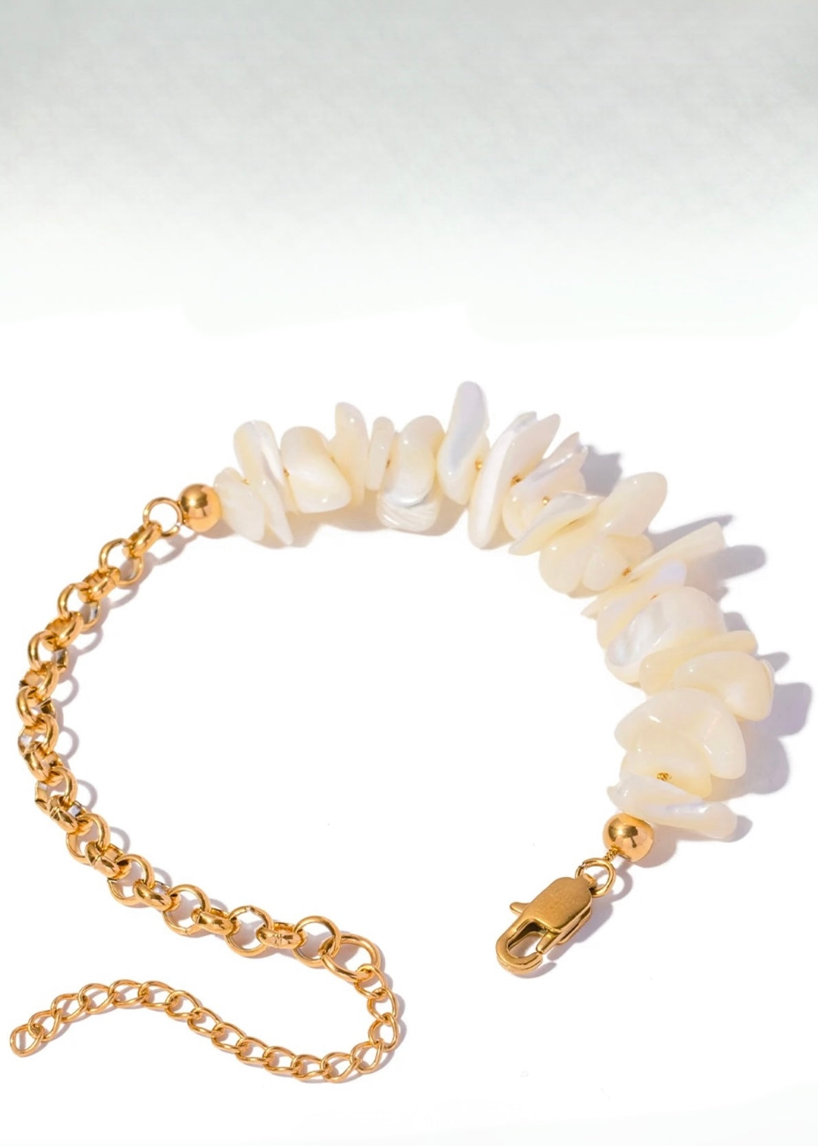 Crescent and Shell Bracelet non Tarnish 18k Gold plated