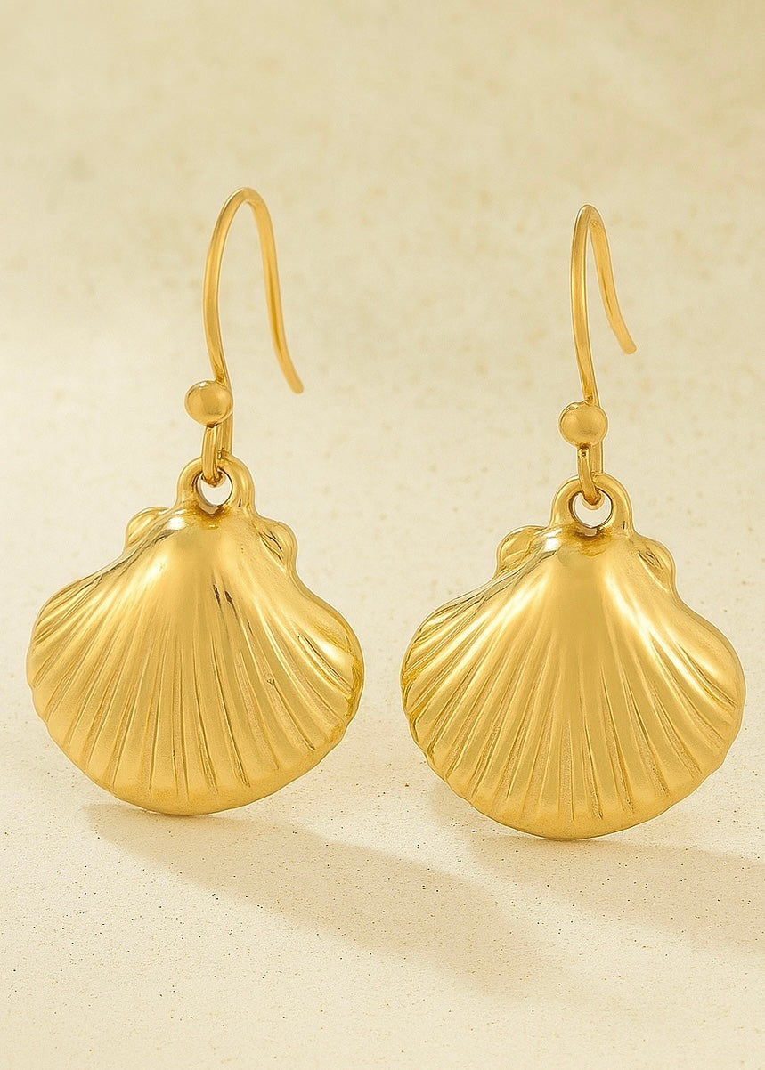 Scallop Earring French Hook | Gold
