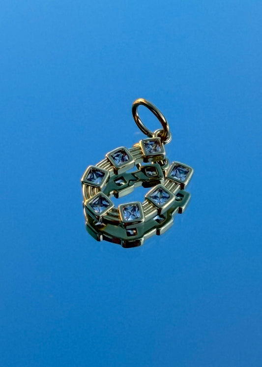 Horse Shoe Charm | Gold