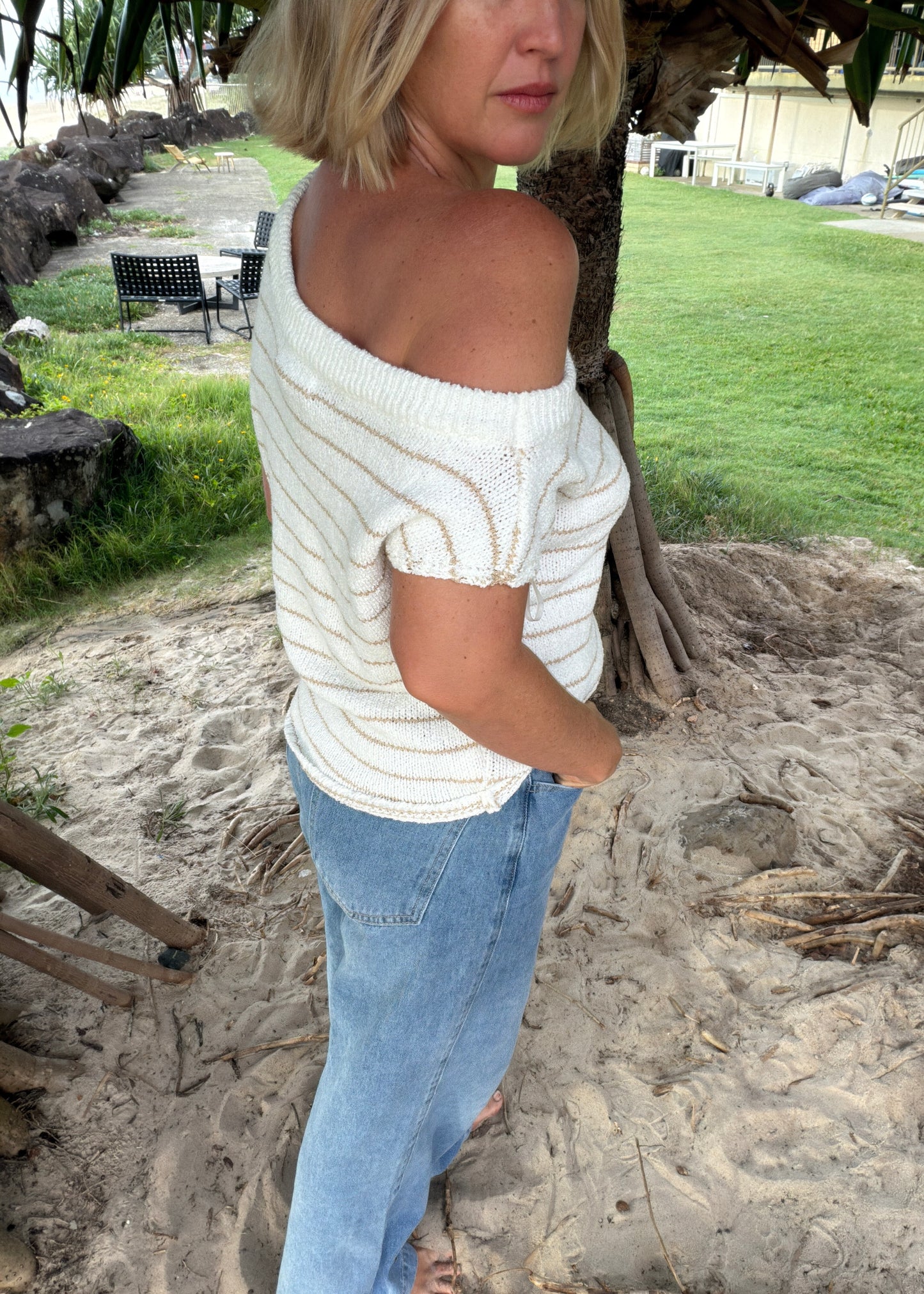 One  Shoulder Boucle Knit Top| White