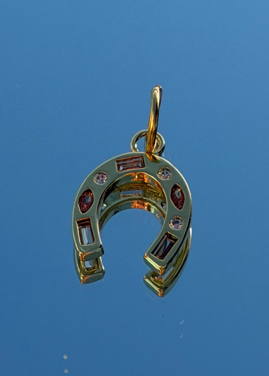 Horse Shoe Pink Charm | Gold