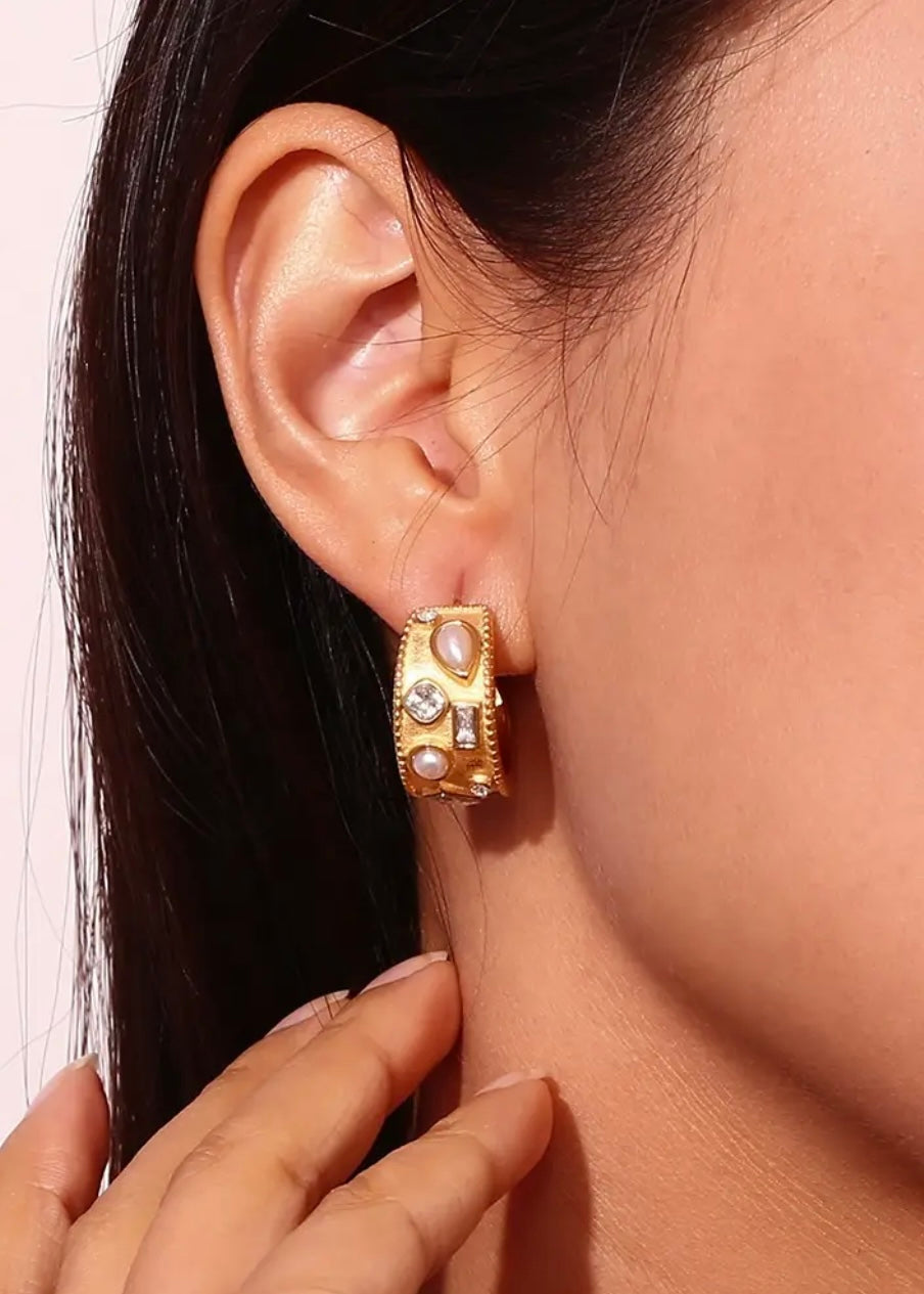 Gold Zircon Huggie Earring