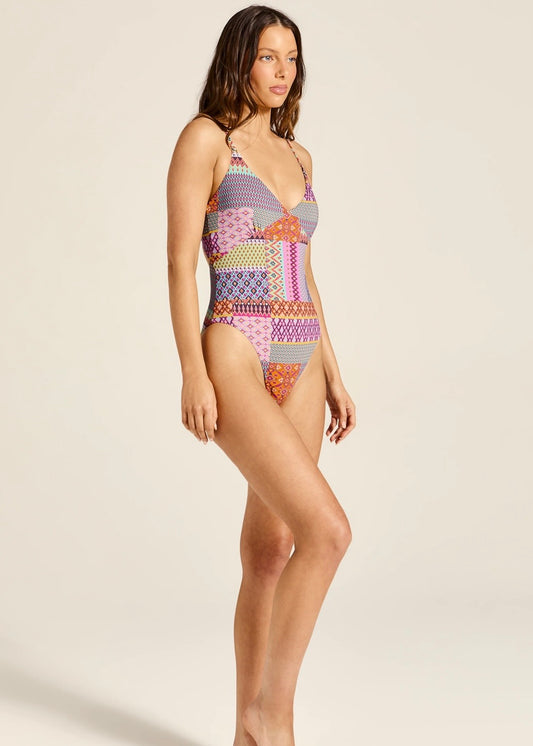 Hot Elle One Piece | Utopia Patch