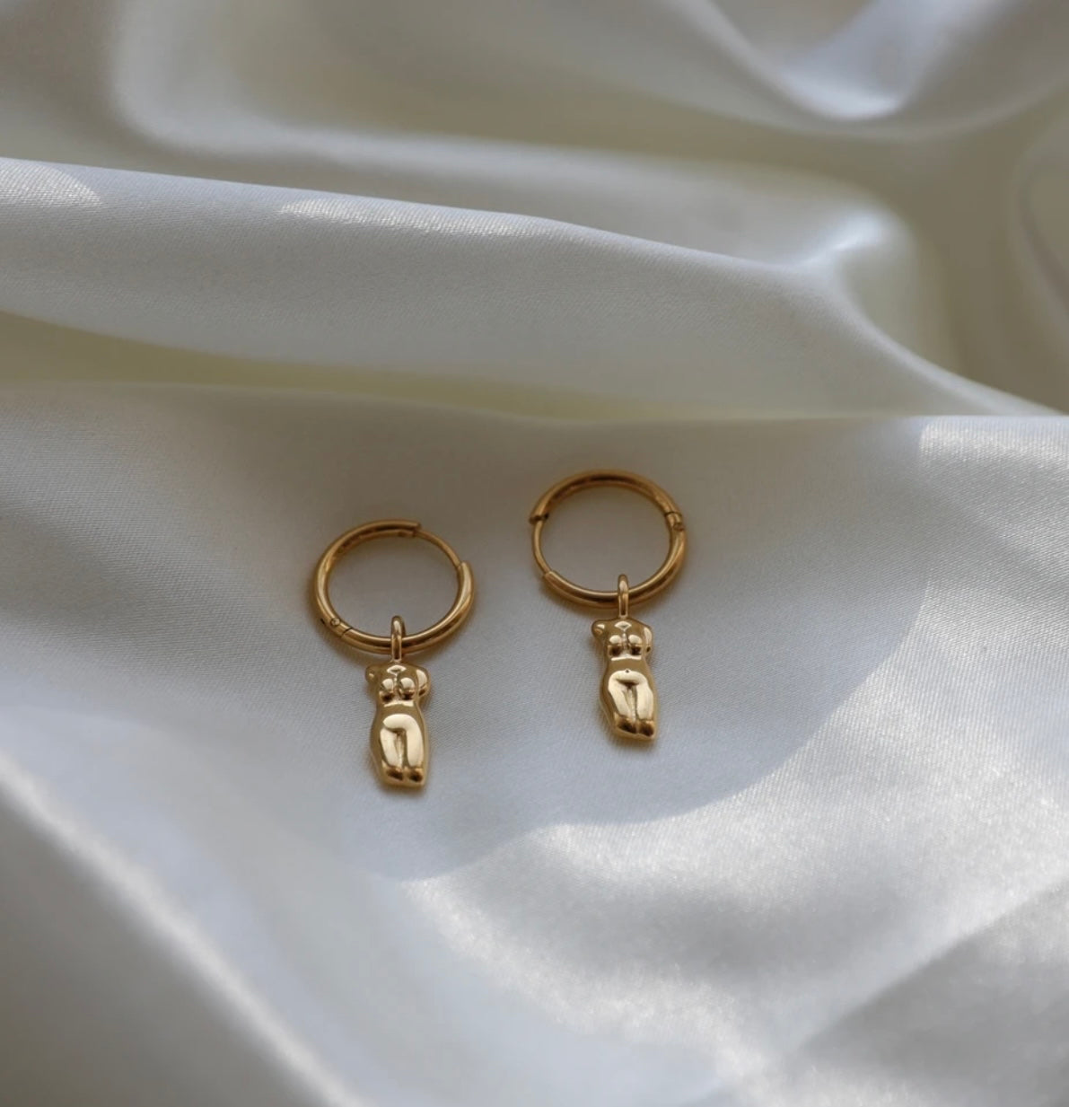 Femine Body Earring