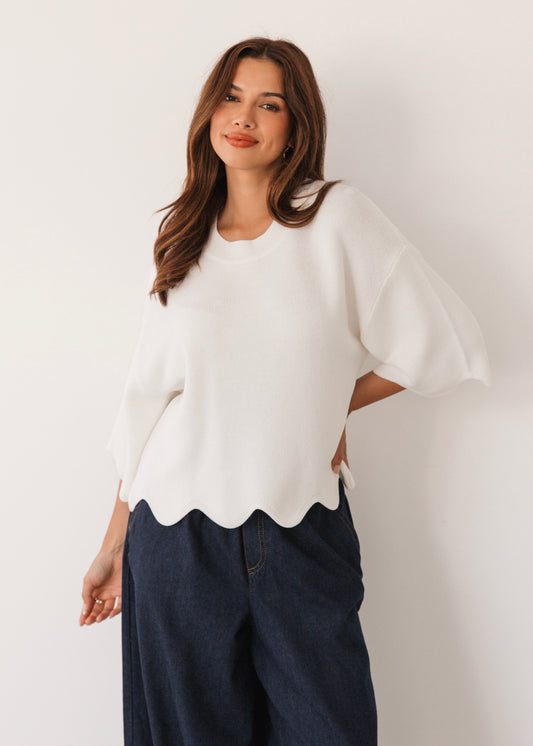 Scalloped Edge Knit T | White